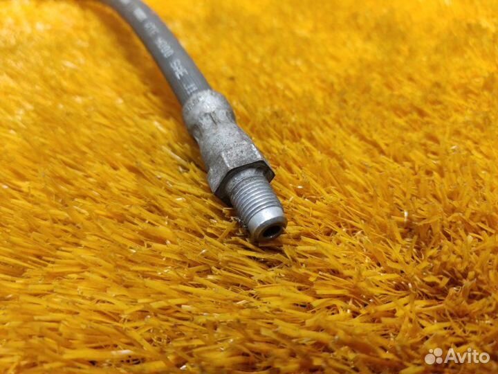 Шланг тормозной передний правый Mercedes-Benz