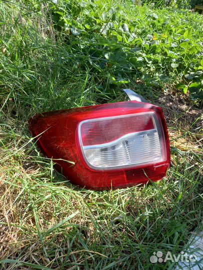 Задний фонарь Логан