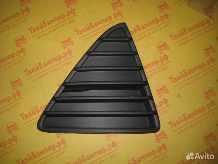 Решетка бампера боковая Ford Focus 3 (11)