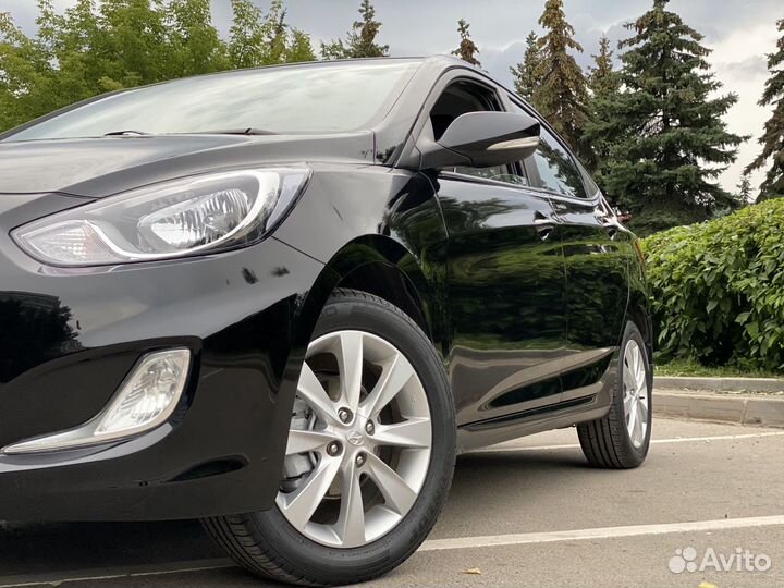Hyundai Solaris 1.6 AT, 2011, 130 000 км