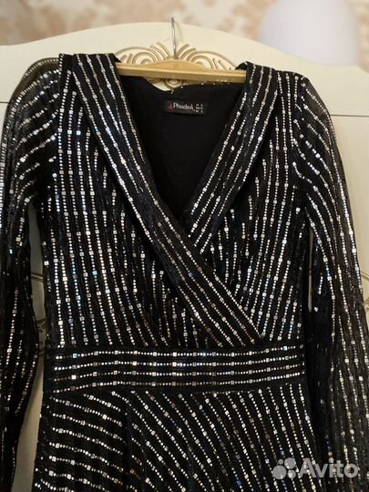 Вечернее платье