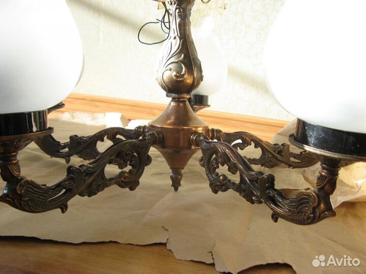 Новая. Люстра СССР на 5 плафонов. Классика. Винтаж