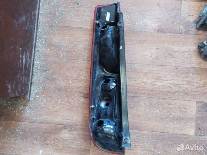 Фонарь задний правый Ford Fiesta