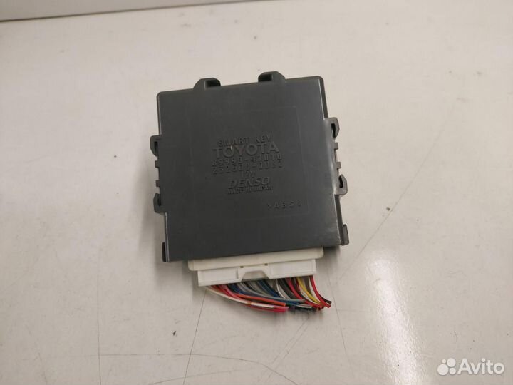 Электронный блок Toyota Prius 2 NHW20 89990-47010