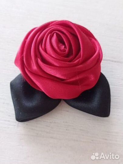 Брошь цветок из ткани