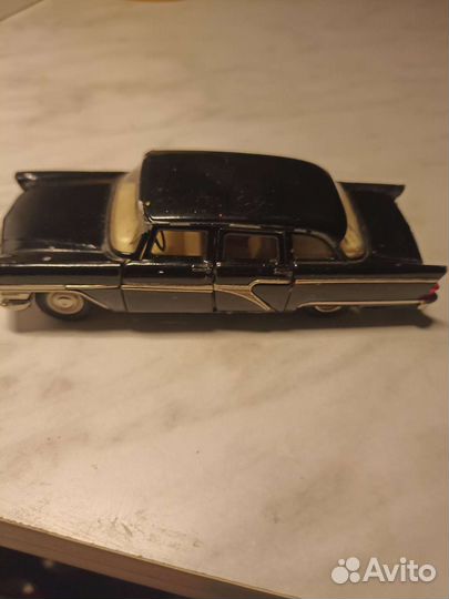 Модели автомобилей СССР Чайка газ 13