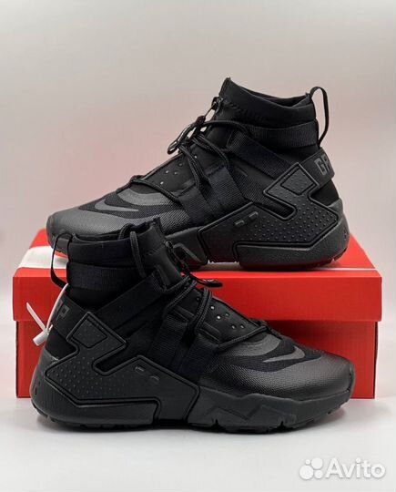 Комфортные кроссовки Nike Air Huarache Gripp Black