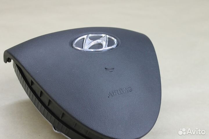 Рулевая накладка Hyundai i30