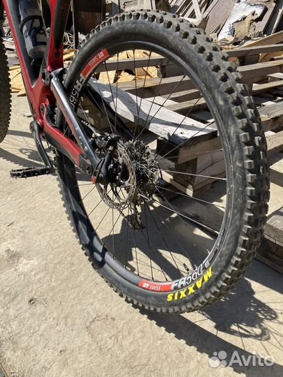 Enduro Bold Unplugged 1