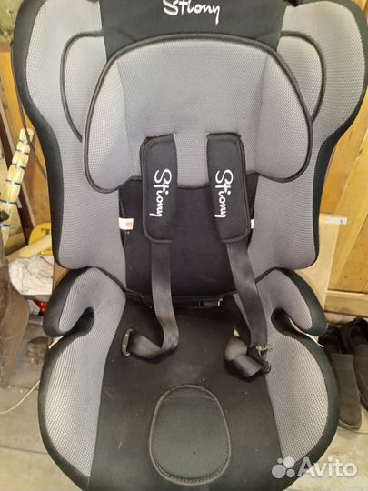 Автомобильное кресло