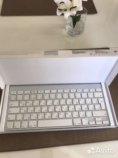 Клавиатура Apple Wireless Keyboard mc184rs/A
