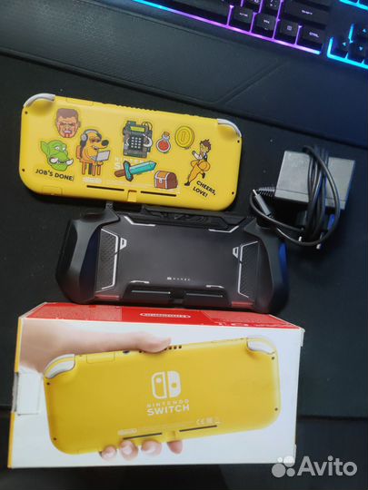 Nintendo switch lite Yellow Прошит чип hwfly
