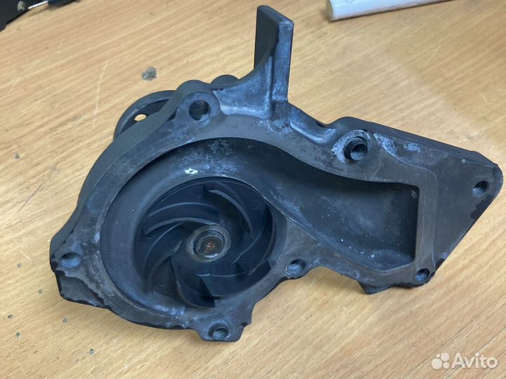 Водяная помпа форд фокус 2/3