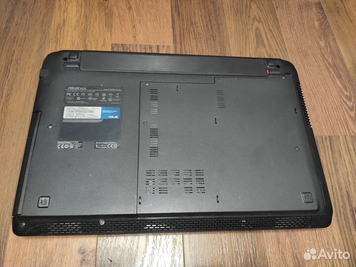 Ноутбук Asus K52D HD 6470M 1гб,4гб памяти,320 HDD