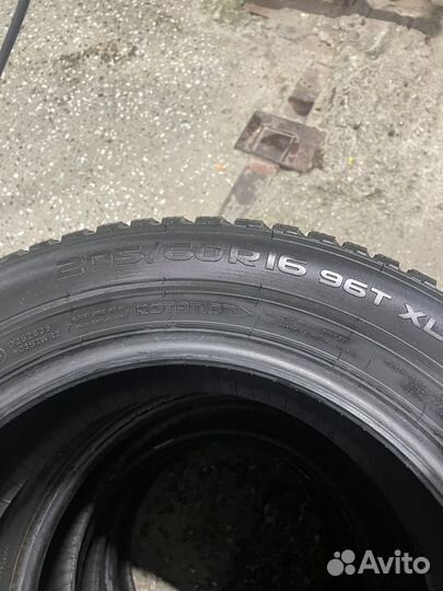 Nokian Tyres Hakkapeliitta 8 205/60 R16 92T