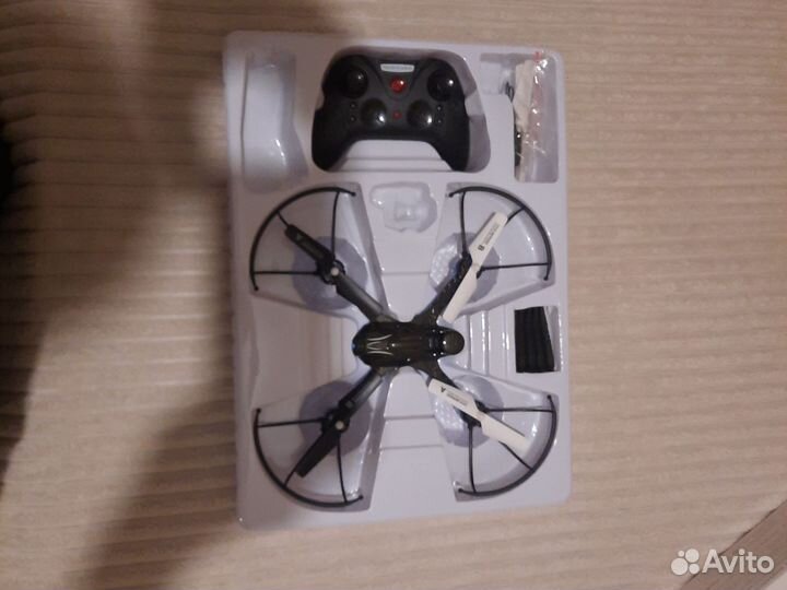 Квадрокоптер трюковой