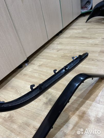 Молдинги переднего бампера BMW E34