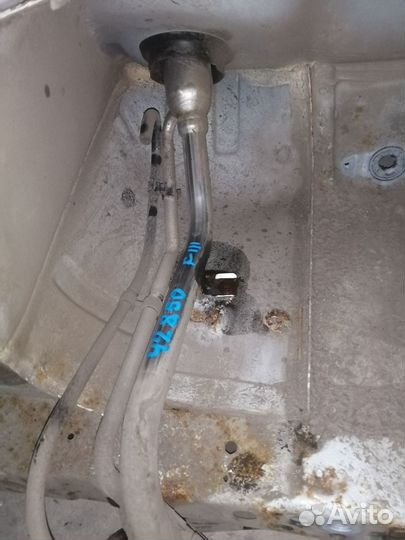 Горловина бензобака Ford Focus 3 хэтчбек