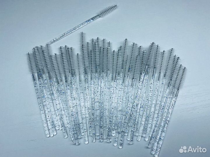 Щеточки для ресниц и бровей