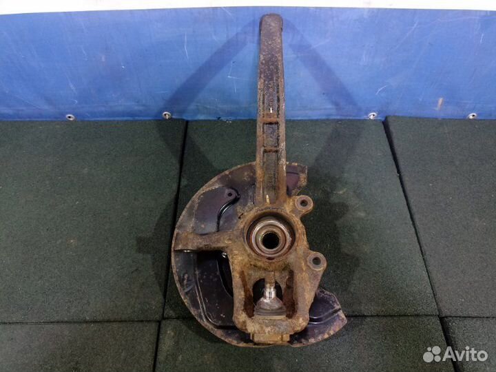 Кулак передний правый Mercedes-Benz Ml164 164