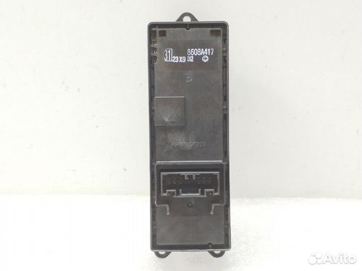 Блок управления стеклоподъемниками передний левый