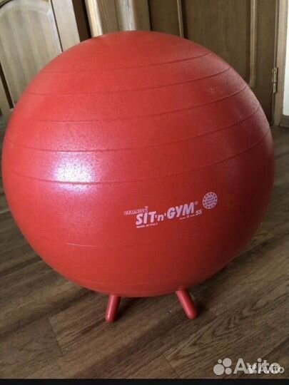 Гимнастический мяч фитбол