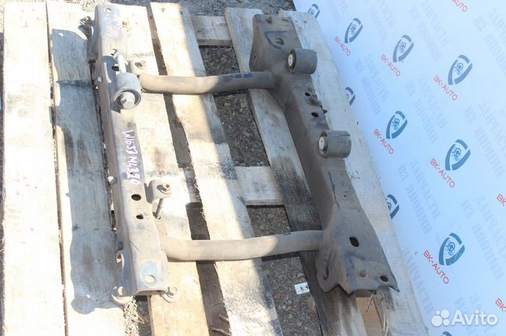 Передняя балка на Mercedes ML-Class W163