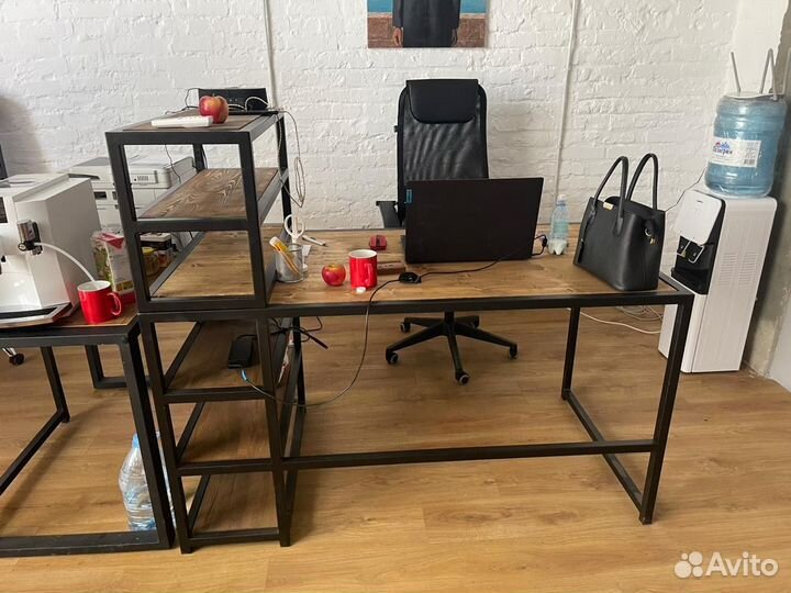 Компьютерный стол в стиле лофт