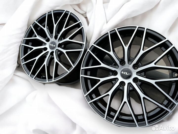 Диски WM BMF092 R17 5*114.3 на Kia Ceed