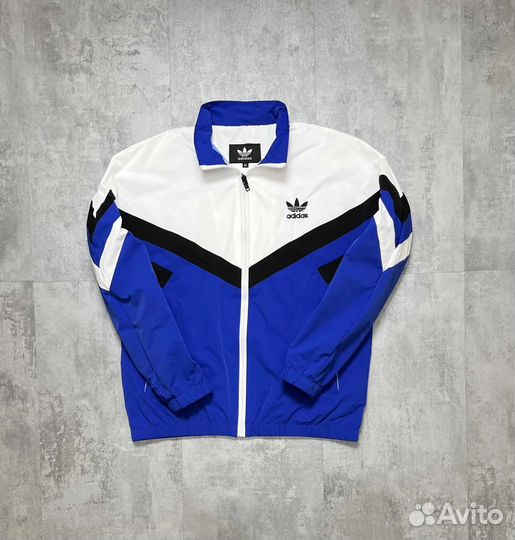 Куртка ветровка спортивная мужская adidas