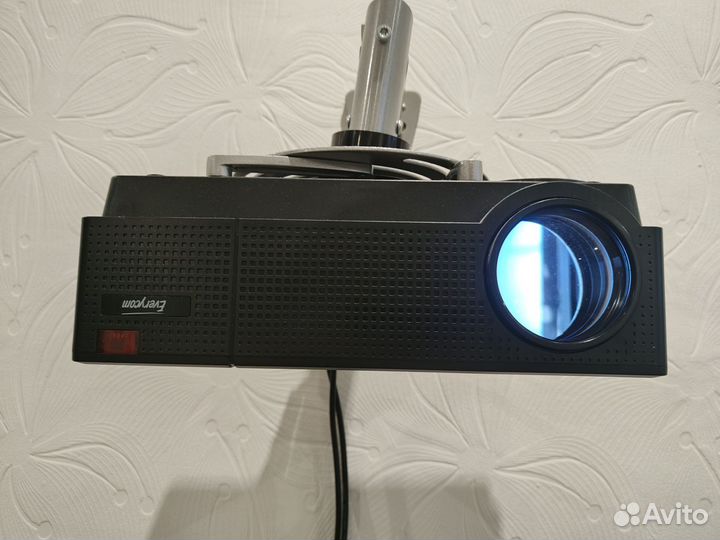 Проектор everycom M9