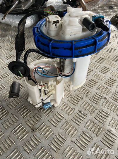 Бензанасос Toyota Auris E150 1ZR-FE 2008