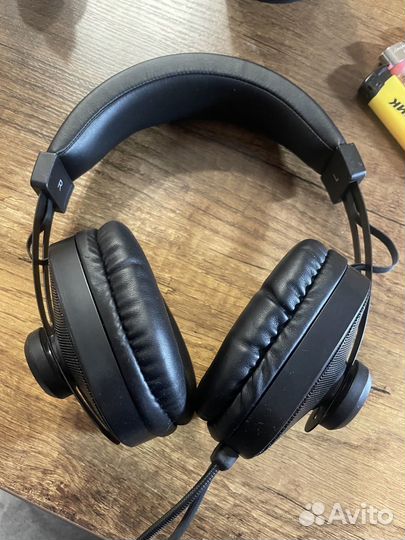 Наушники Msi