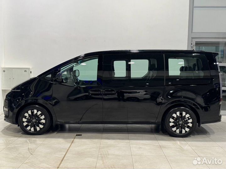 Hyundai Staria 2.2 AT, 2024, 20 км