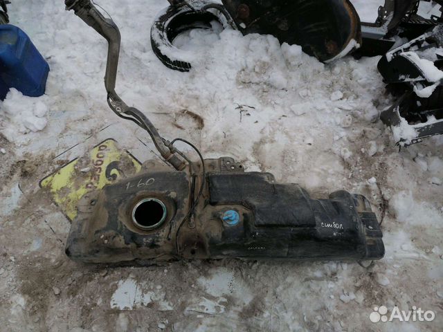 Топливный бак Рено Симбол