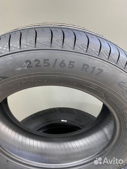 Ikon Tyres Autograph Aqua 3 SUV 225/65 R17