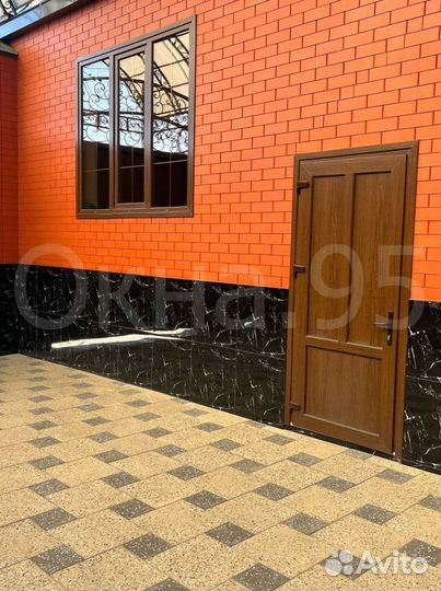 Пластиковые окна двери