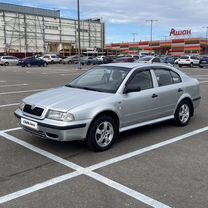 Skoda Octavia 1.6 MT, 2003, 272 700 км, с пробегом, цена 345 000 руб.