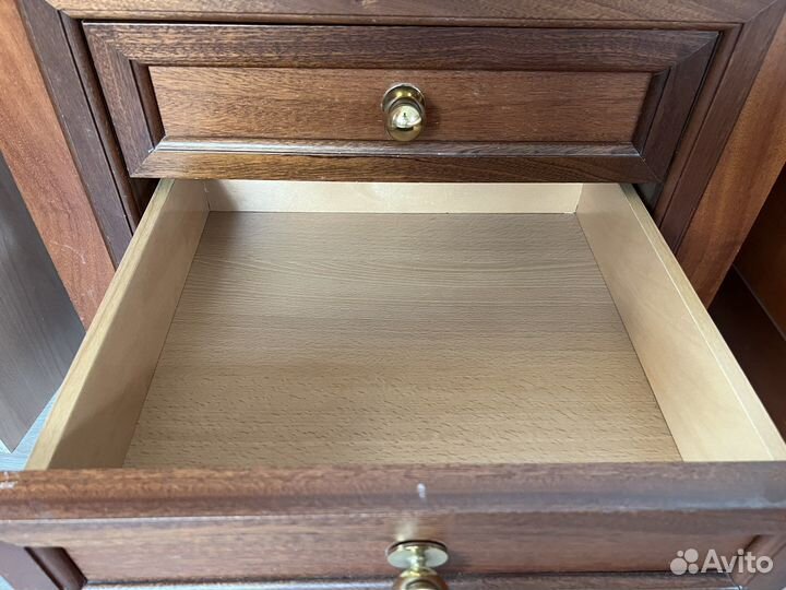 Тумба из массива дерева