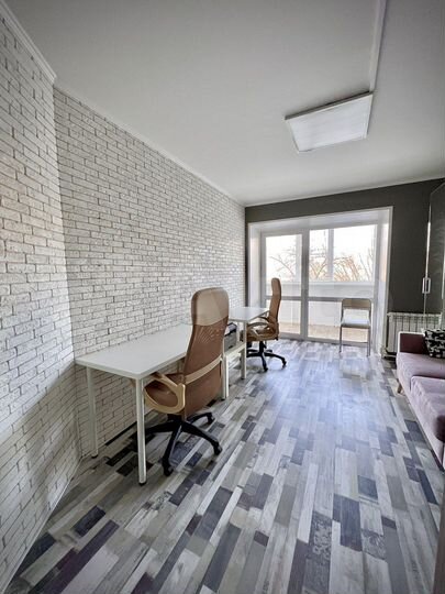 2-к. квартира, 54,1 м², 1/10 эт.