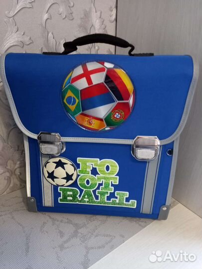 Ранец для школы новый Hatber