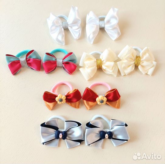 Набор бантиков на резинке для девочки в сад
