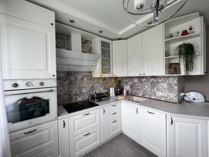 3-к. квартира, 70 м², 2/5 эт.