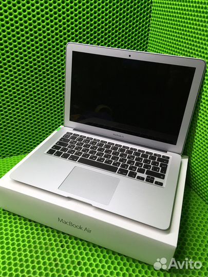 Apple MacBook Air 13 2019 (23402)