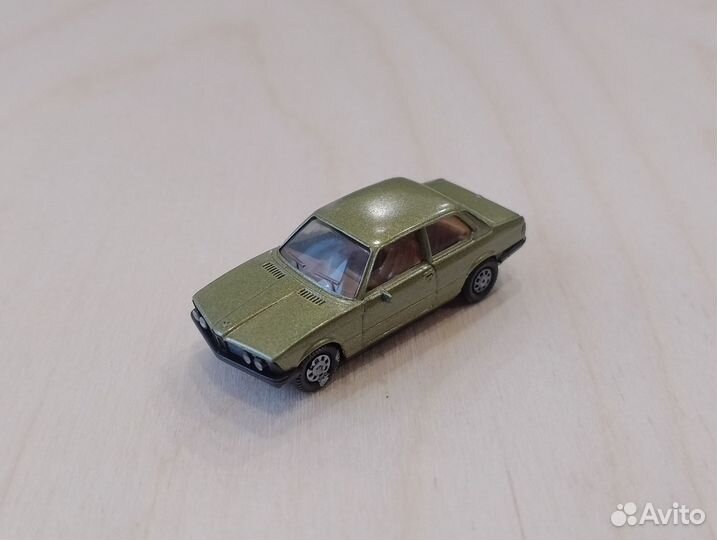 BMW 3er E21 (1975-1983) 323i зелёный