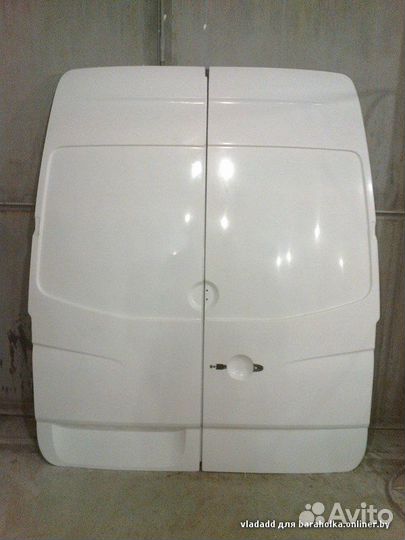 Задние распашные двери Mercedes Sprinter W906