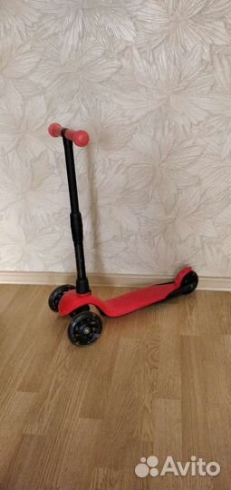 Самокат детский трехколесный