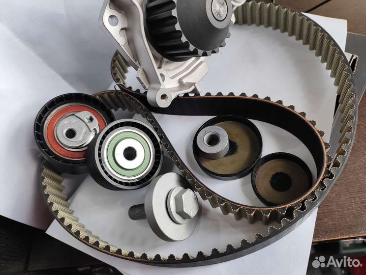 Грм renault K4M усиленный с помпой GMB