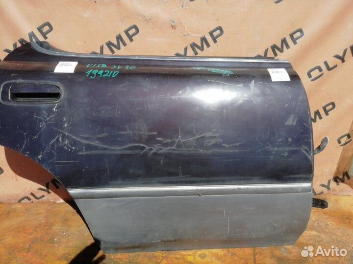 Дверь задняя правая Toyota Vista SV30 4S-FE