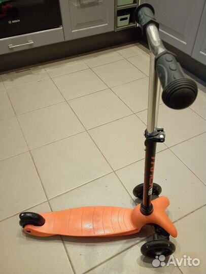 Самокат детский трехколесный